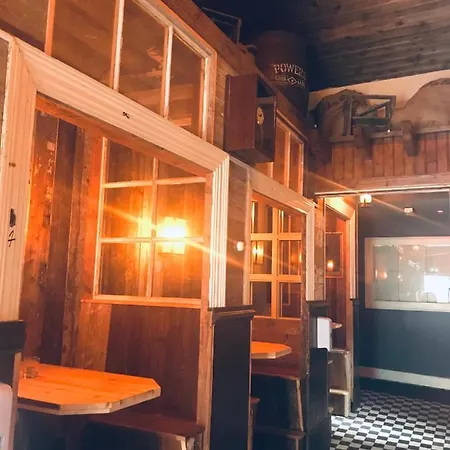 Gasthuis Mcsorleys And Bar
